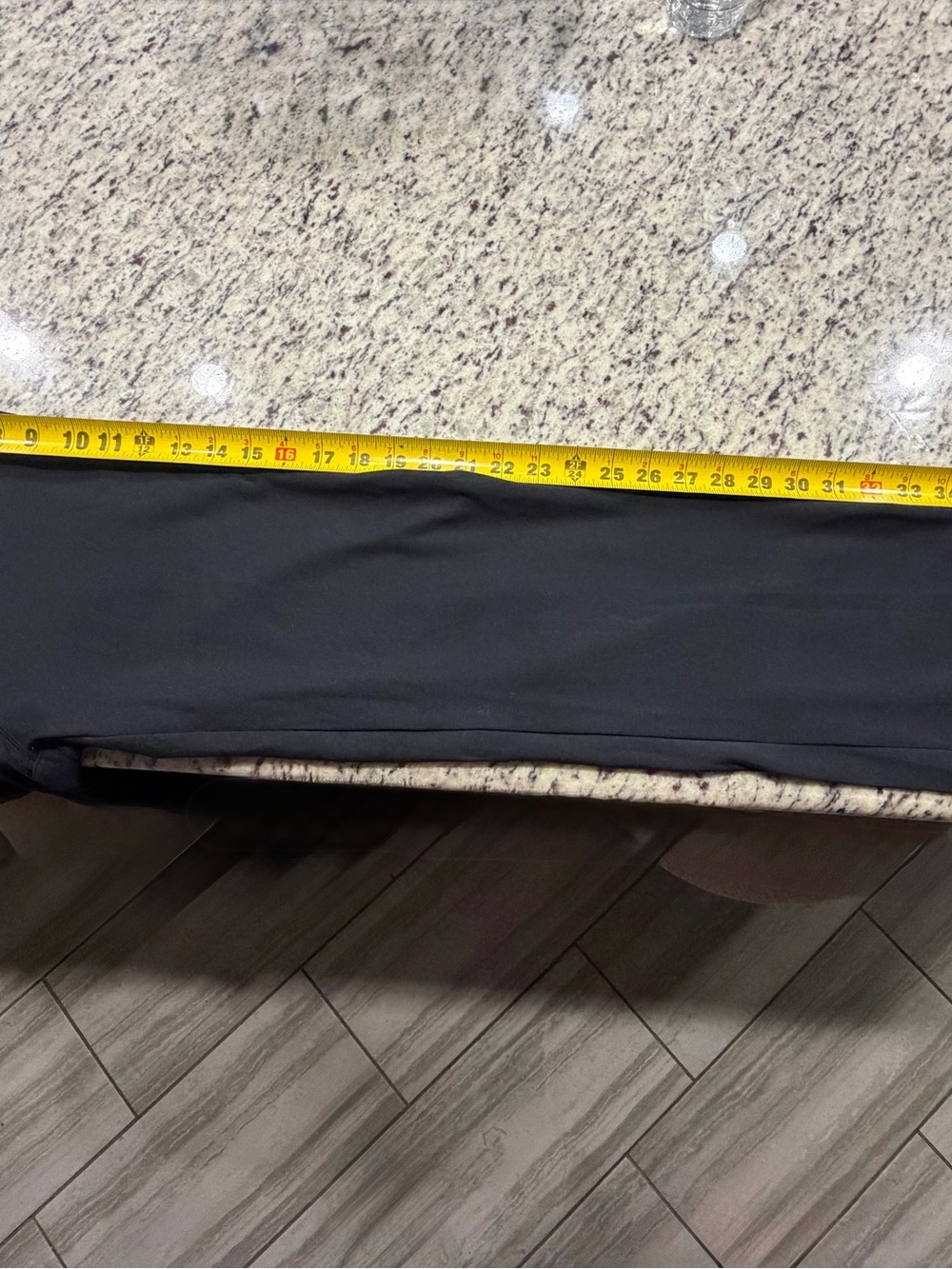 Danskin Black yoga Women's Pants size L pre owned Exellent condition - Picture 9 of 11